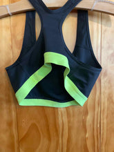 Load image into Gallery viewer, Size M Nike Black Women's Sports Bras
