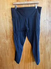 Load image into Gallery viewer, Size XL Athleta Black Women's Leggings
