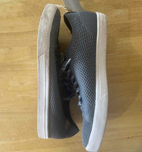 Load image into Gallery viewer, 10.5 Saola Men's Shoes
