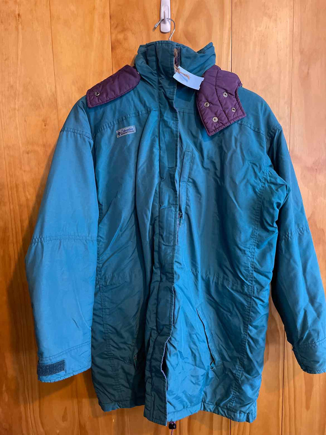 Women Size Medium Columbia Green Women's Winter Jacket
