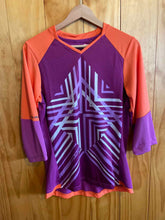 Load image into Gallery viewer, Size L Pearl Izumi Purple Women's Short Sleeve Shirt
