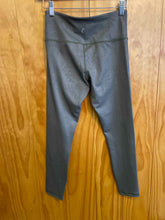 Load image into Gallery viewer, Size 4 Zyia Active Green Women's Leggings
