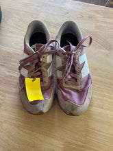 Load image into Gallery viewer, Women's Shoe Size 9 New Balance Pink Casual Shoes
