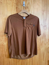 Load image into Gallery viewer, Size XL Pearl Izumi Men&#39;s Short Sleeve Shirt
