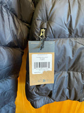 Load image into Gallery viewer, Women Size XS The North Face Black Women's Winter Jacket
