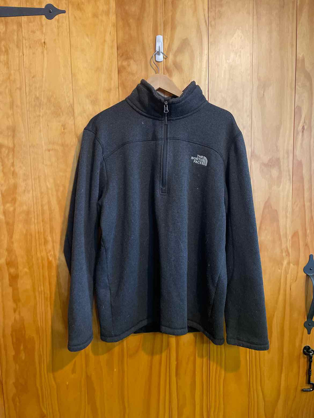 Size XL The North Face Men's Sweater & Sweatshirt