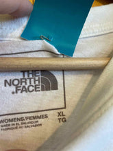Load image into Gallery viewer, Size XL The North Face White Women&#39;s Long Sleeve Shirt
