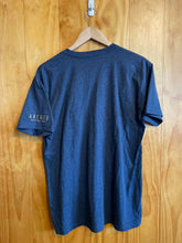 Load image into Gallery viewer, Size L Wild Tribute Men's Short Sleeve Shirt
