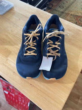 Load image into Gallery viewer, Women's Shoe Size 10 Altra Blue Running Shoes
