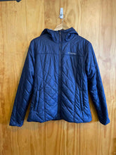 Load image into Gallery viewer, Women Size M Columbia Navy Women&#39;s Winter Jacket
