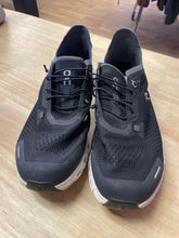 Load image into Gallery viewer, 8 On Cloud Men's Shoes
