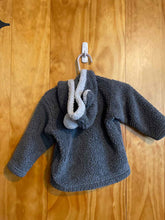 Load image into Gallery viewer, Child Size 6-12 Months Patagonia Boy's Fleece
