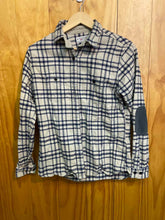 Load image into Gallery viewer, Size M Red Feather Tan Women's Flannel
