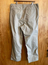 Load image into Gallery viewer, Size 36 Birdwell Men&#39;s Pants
