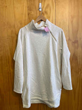 Load image into Gallery viewer, Size Large Athleta White Women's Sweater &amp; Sweatshirt

