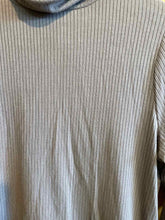 Load image into Gallery viewer, Size 1X Madewell Brown Women's Long Sleeve Shirt
