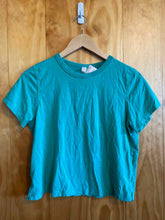 Load image into Gallery viewer, Size 6 Lululemon Green Women's Short Sleeve Shirt
