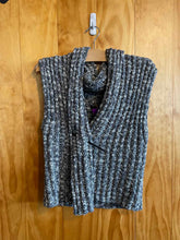 Load image into Gallery viewer, Size Medium Nomadic Traders Grey Women's Sweater &amp; Sweatshirt

