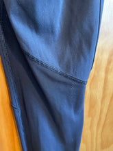 Load image into Gallery viewer, Size 4 Lululemon Black Women's Leggings
