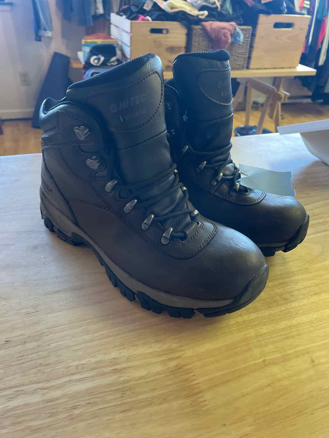 Shoe Size 7.5 Hi tec Hiking Boots