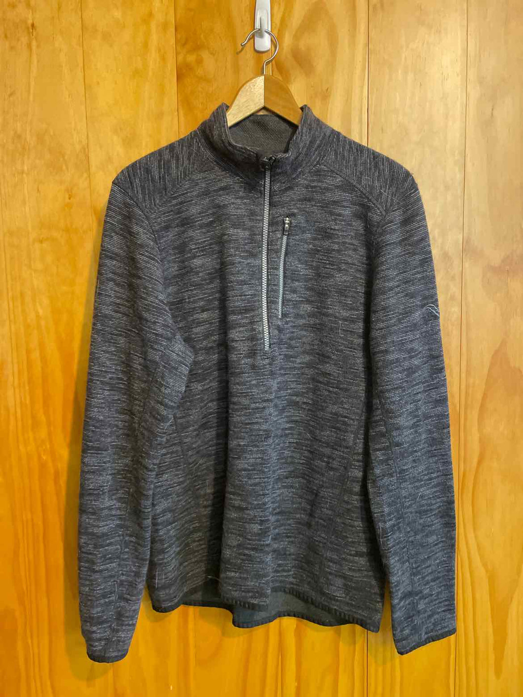 Size L Saucony Men's Fleece