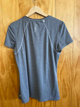 Load image into Gallery viewer, Size L Road Runner Sports Grey Women's Short Sleeve Shirt
