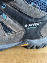 Load image into Gallery viewer, 10.5 Hi tec Men's Hiking Boots
