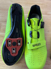 Load image into Gallery viewer, Speed Mens 46 Cycling Shoes

