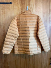 Load image into Gallery viewer, Size L Columbia Men&#39;s Winter Jacket
