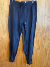 Load image into Gallery viewer, Size 6 Lululemon Black Women's Sweatpants
