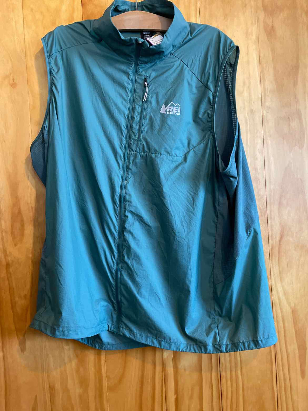 Size XXL REI Men's Vest