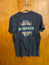 Load image into Gallery viewer, Size Medium Pendleton Men&#39;s Short Sleeve Shirt
