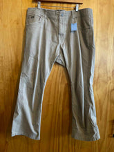 Load image into Gallery viewer, Size 38x32 Kuhl Men's Pants
