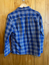 Load image into Gallery viewer, Size Small Duluth Trading Blue Women's Flannel
