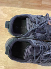 Load image into Gallery viewer, 9 Columbia Men's Hiking Shoes
