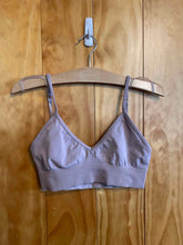 Load image into Gallery viewer, Lululemon Lavender Women&#39;s Sports Bras
