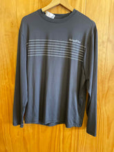 Load image into Gallery viewer, Size Medium Hang Ten Men's Long Sleeve Shirt
