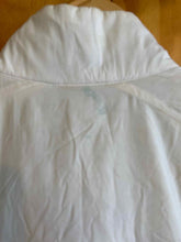 Load image into Gallery viewer, Size XL Arc'teryx White Women's Vest
