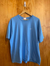 Load image into Gallery viewer, Size XL Nike Men's Short Sleeve Shirt
