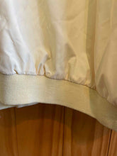 Load image into Gallery viewer, Size XXXL Field Gear Windbreaker
