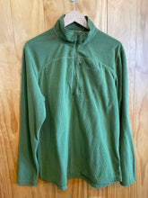 Load image into Gallery viewer, Size Large Eddie Bauer Men's Fleece
