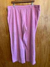 Load image into Gallery viewer, Size XXL Nike Pink Women&#39;s Sweatpants
