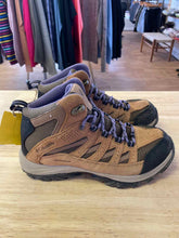 Load image into Gallery viewer, Shoe Size 8 Columbia Brown Hiking Boots
