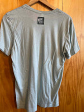 Load image into Gallery viewer, Size Medium Canvas Green Women's Short Sleeve Shirt
