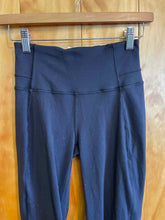 Load image into Gallery viewer, Size 4 Lululemon Black Women's Leggings
