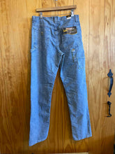 Load image into Gallery viewer, Size 32x36 Lee Men's Pants
