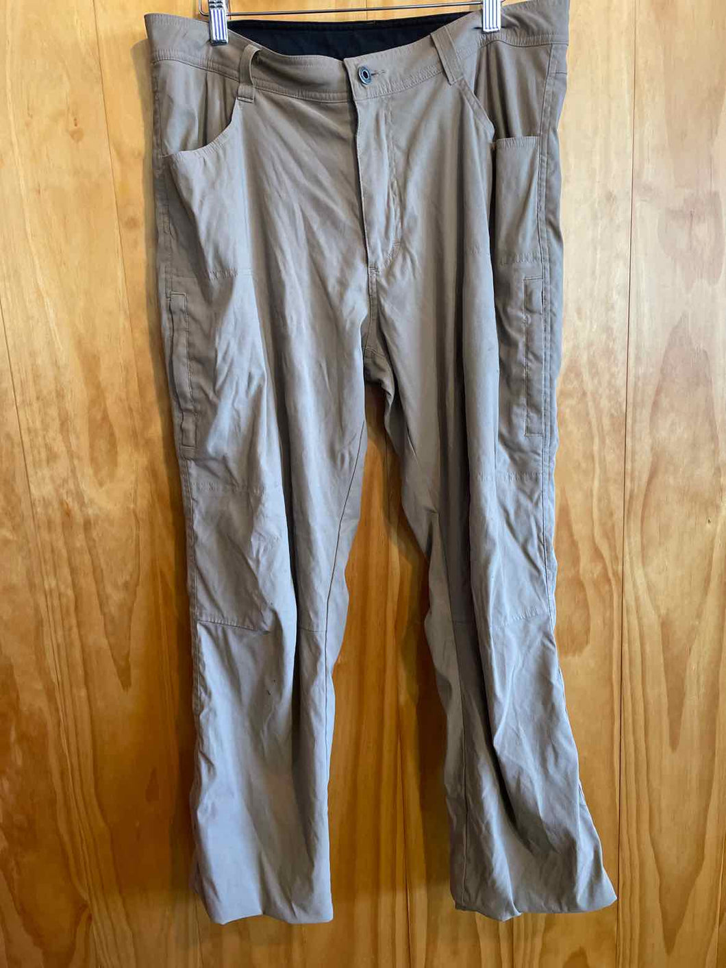Size 34 Eddie Bauer Men's Pants