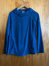 Load image into Gallery viewer, Size Large Columbia Blue Women's Fleece Sweatshirt
