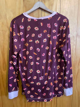 Load image into Gallery viewer, Women Size Medium Duluth Trading Maroon Pant and Top Set
