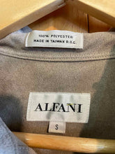 Load image into Gallery viewer, Size S Alfani Men's Long Sleeve Shirt
